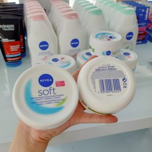 Kem dưỡng ẩm Nivea Soft