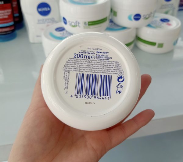 Kem dưỡng ẩm Nivea Soft